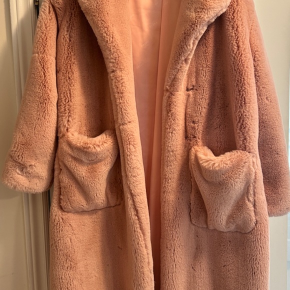 FREED furry coat in colour LILY - ROSE - Picture 2 of 3
